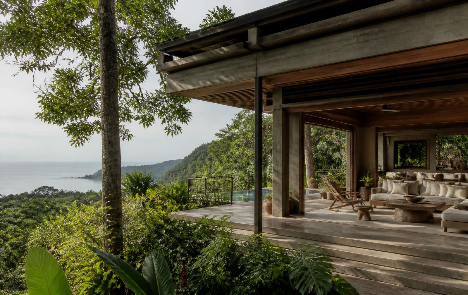 Eco-luxury villa above the Pacific coast in Costa Rica